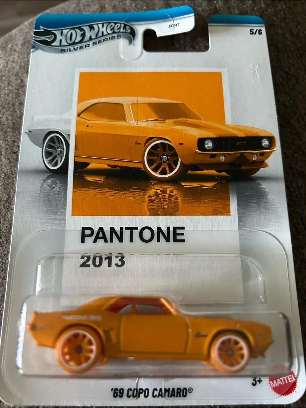 Hot Wheels Pantone 69 Copo Camaro
